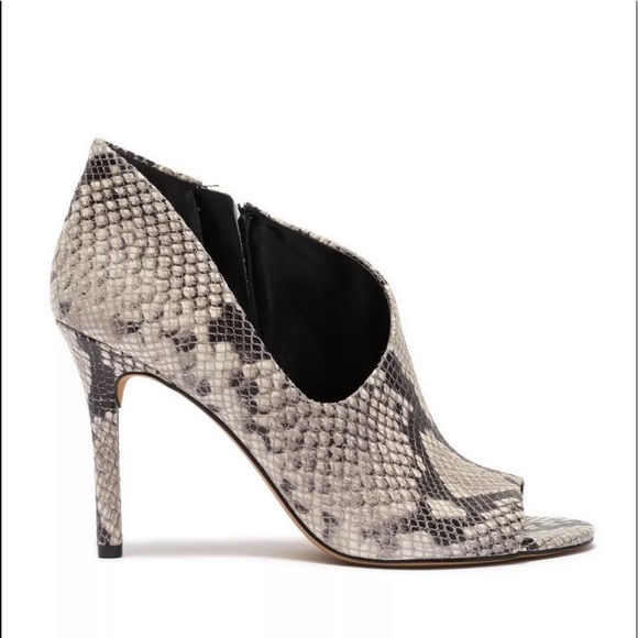 vince camuto women's dress shoes